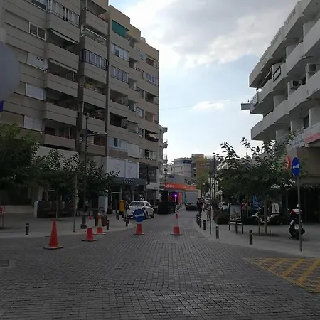 Nat's Beach * Λάρνακα